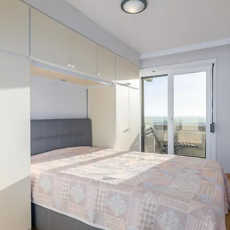 On The Seventh Floor With Sea View Middelkerke
