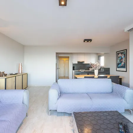 Apartment On The Seventh Floor With Sea View *